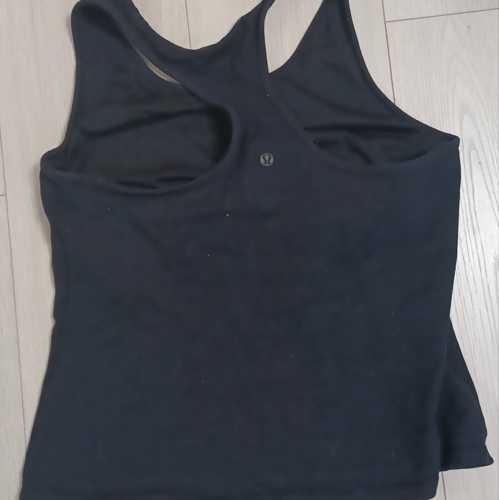 Lululemon exercise tank - Picture 2 of 2